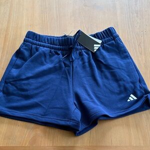 Adidas Womens size small navy Blue Athletic Shorts Pockets elastic waist $30 New
